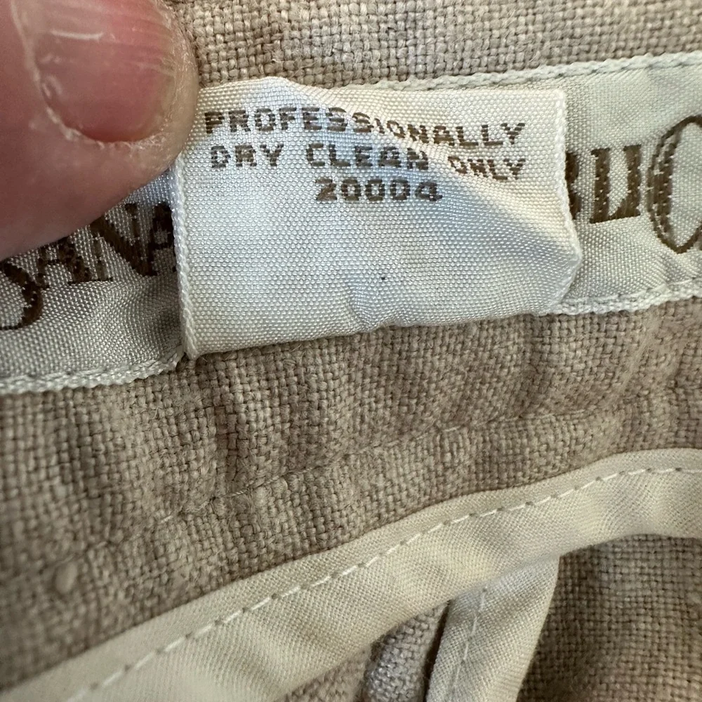 NWOT. Banana republic men’s linen pants in a size 35/34.